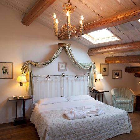 M Club De Luxe B&B Ravenna Dış mekan fotoğraf